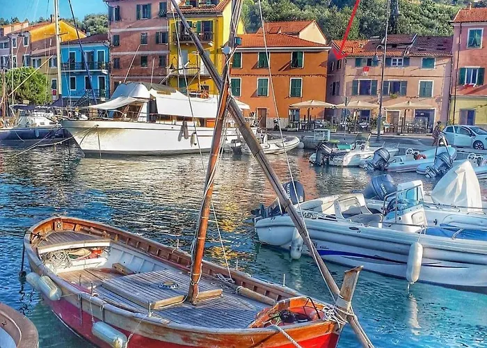 Cinque Terre - Le Grazie On The Waterfront